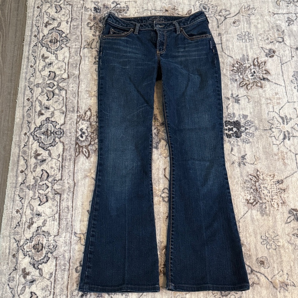 EUC Silver Jeans Dark Blue Flare Women's Jeans